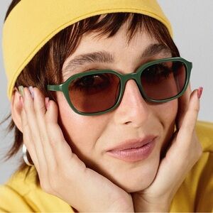 Warby Parker X Emma Chamberlain